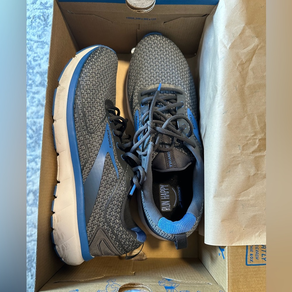Mens brooks size 12, normal width